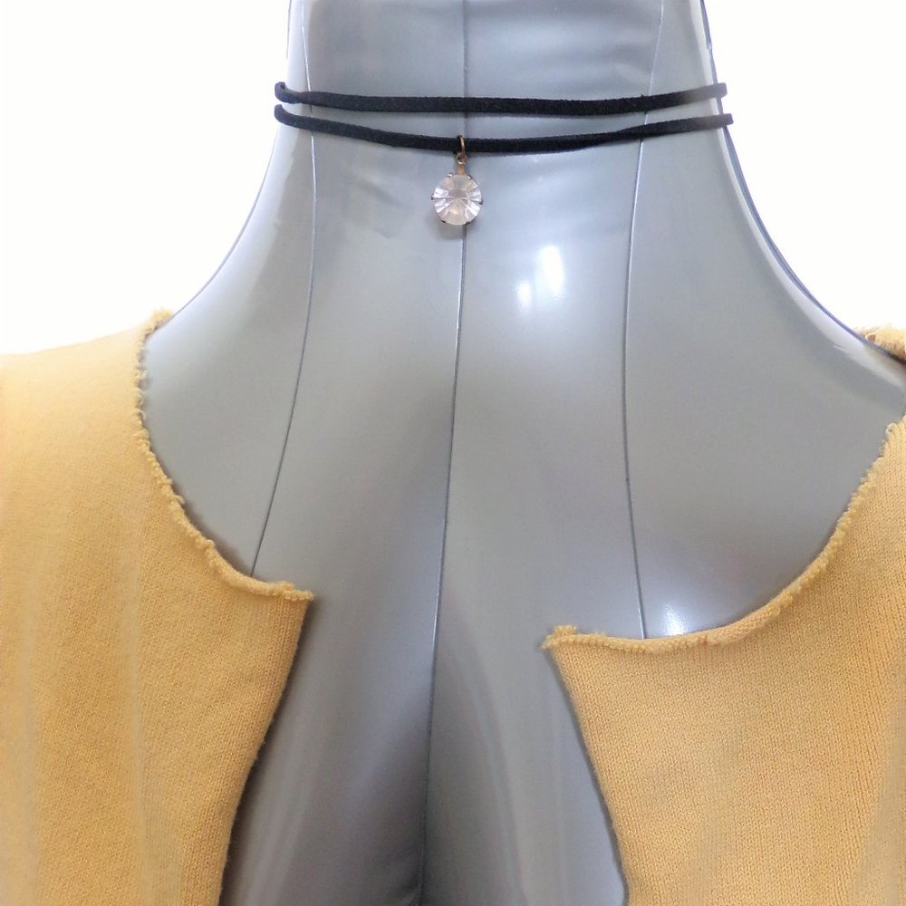 "Diamonds Are A Girls BF" Choker